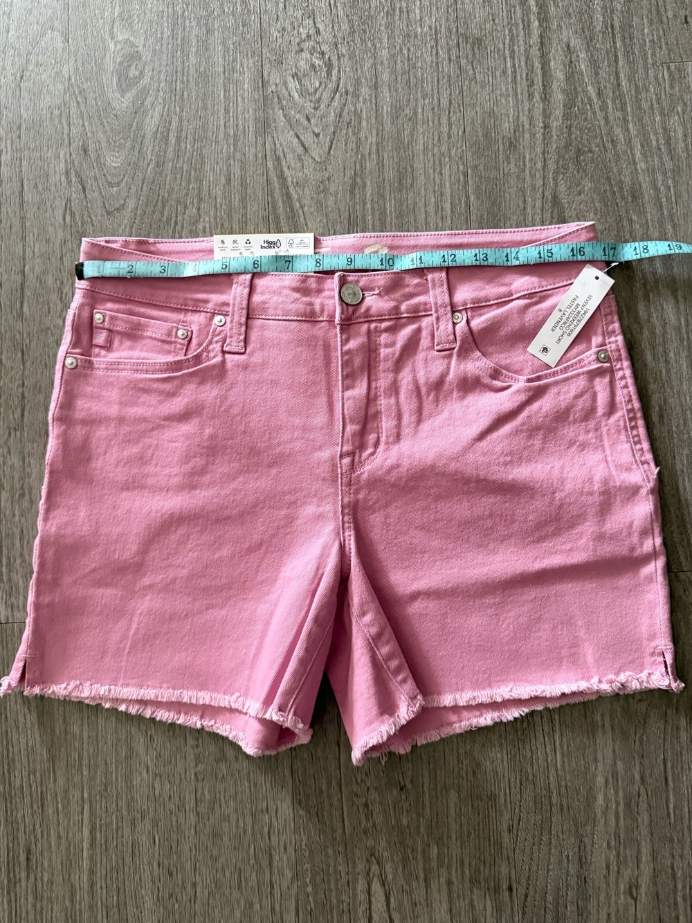 Seven7 Pink Frayed Denim Shorts - Picture 4 of 9